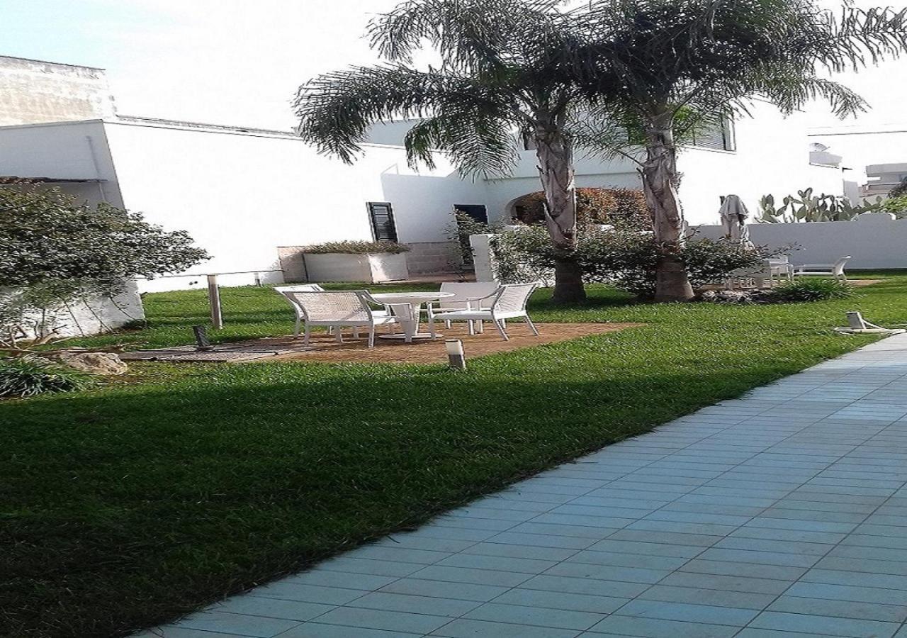 Monolocali Residence Petraroli By Salentolimit Porto Cesareo Exteriér fotografie
